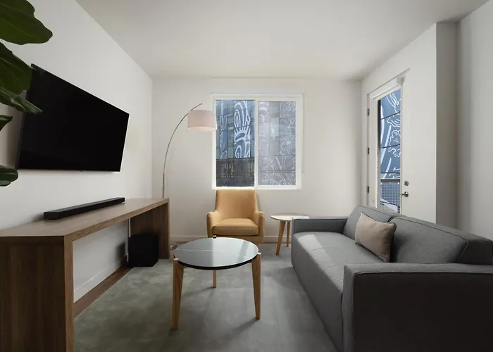 Sentral Alloy Midtown 4*